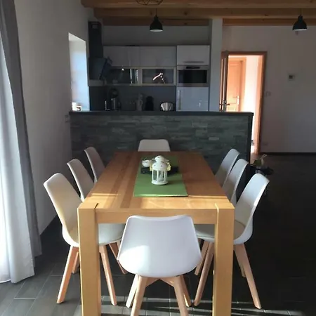 Pod Stezkou Prázdninový dům *